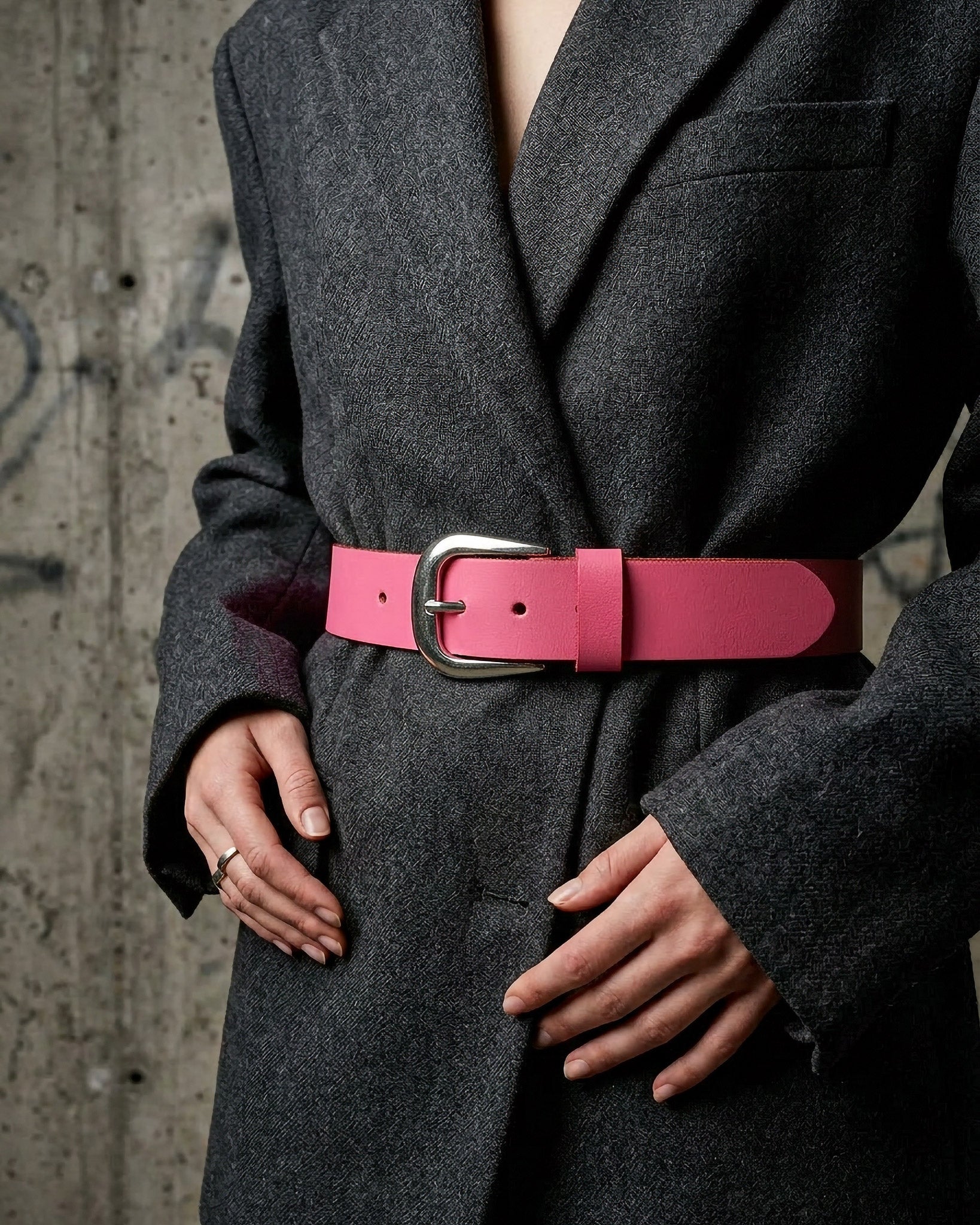 Cinturón Rosado — Hebilla Estilizada