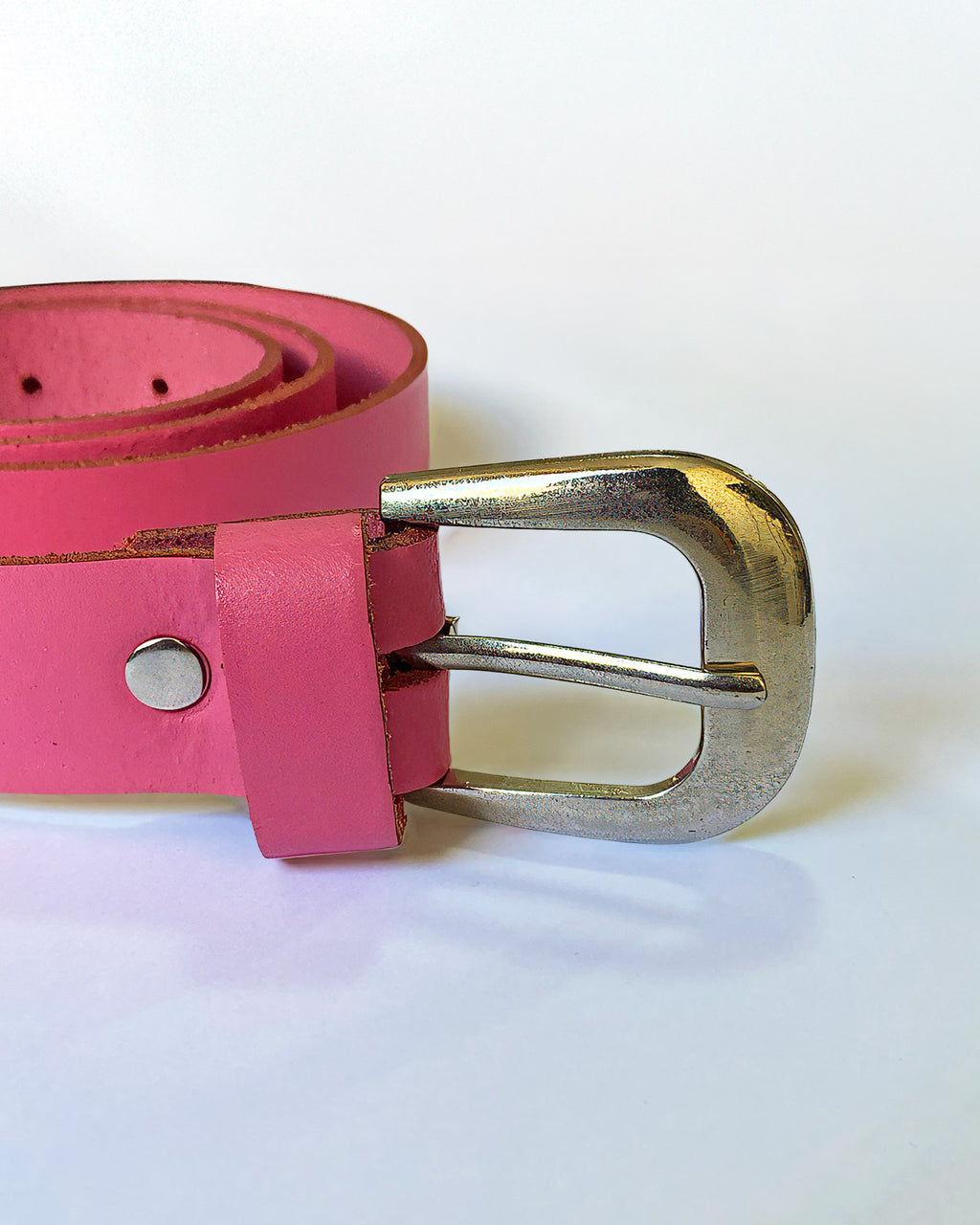 Cinturón Rosado — Hebilla Estilizada