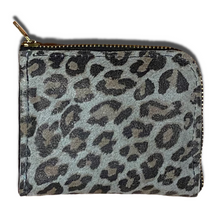 Cargar imagen en el visor de la galería, Billetera 3en1 Animal Print Leopardo